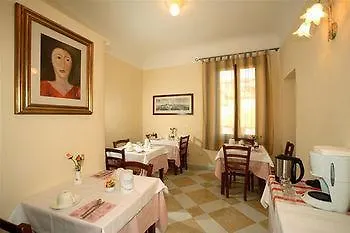 לינה וארוחת בוקר Al Mercato Di Elca Srl 3*