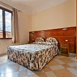 B&B Al Mercato Di Elca Srl Sienne