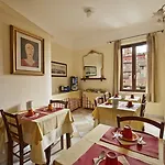 B&B Al Mercato Di Elca Srl 3*