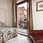 B&B Al Mercato Di Elca Srl Couette-café Sienne