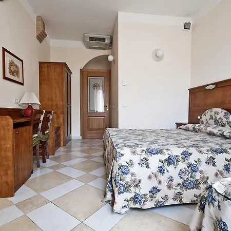 B&B Al Mercato Di Elca Srl Couette-café 3*